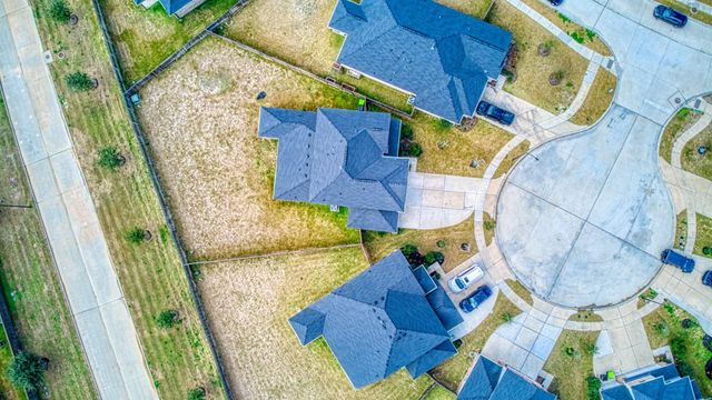 8106 Royal Palm Court, Fulshear, TX 77441