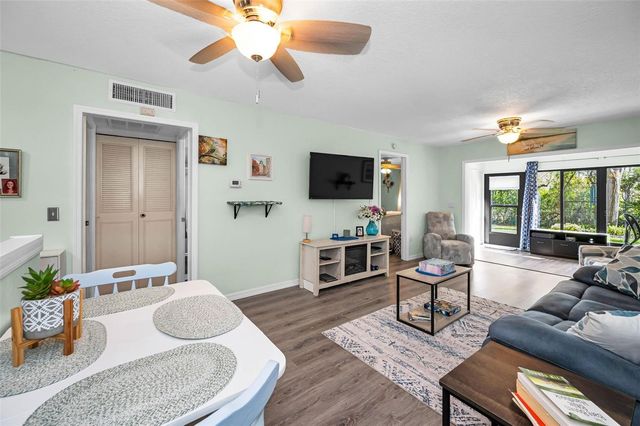 1175 MISSION CIRCLE 1175, Clearwater, FL 33759