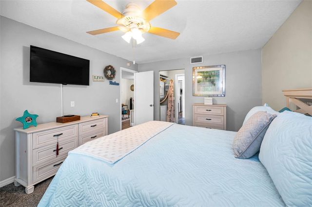 1175 MISSION CIRCLE 1175, Clearwater, FL 33759