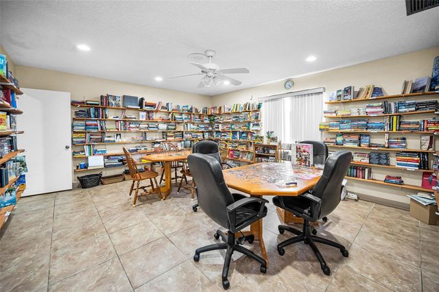 1175 MISSION CIRCLE 1175, Clearwater, FL 33759