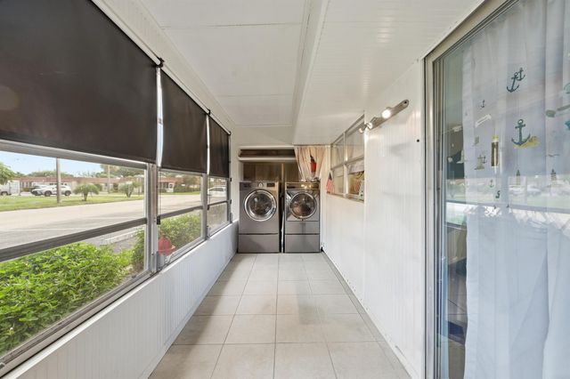 341 Seville O, Delray Beach, FL 33446