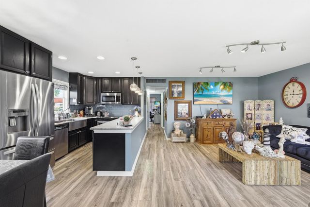 341 Seville O, Delray Beach, FL 33446