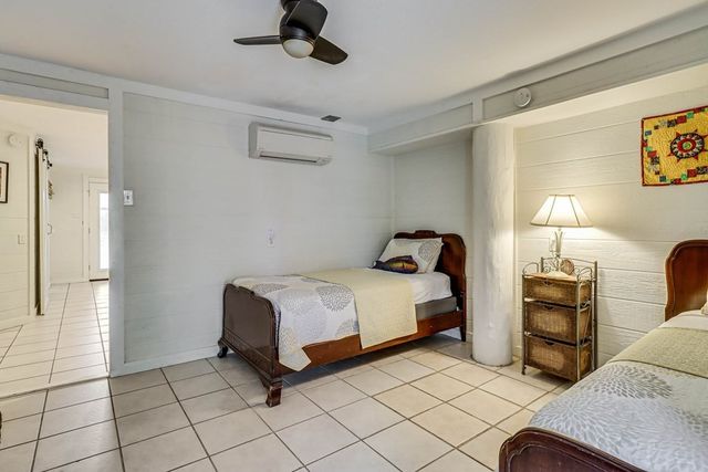 1116 S Station St, Port Aransas, TX 78373