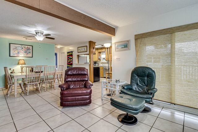 1116 S Station St, Port Aransas, TX 78373