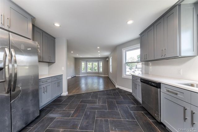 57 Earle Avenue 2nd Floor, Lynbrook, NY 11563