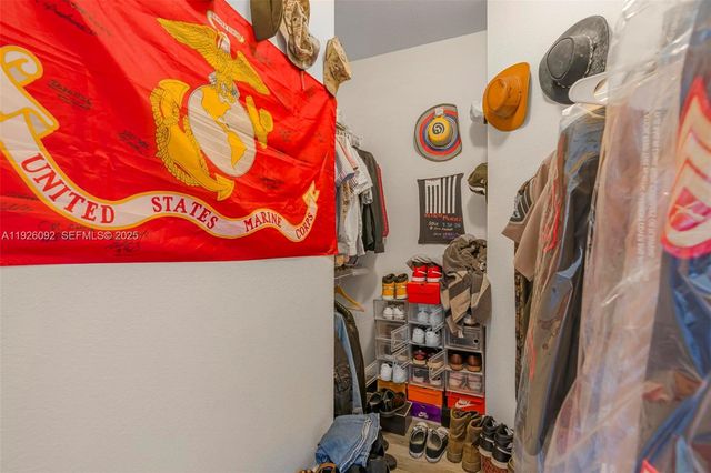 755 E Mowry Ct, Homestead, FL 33030