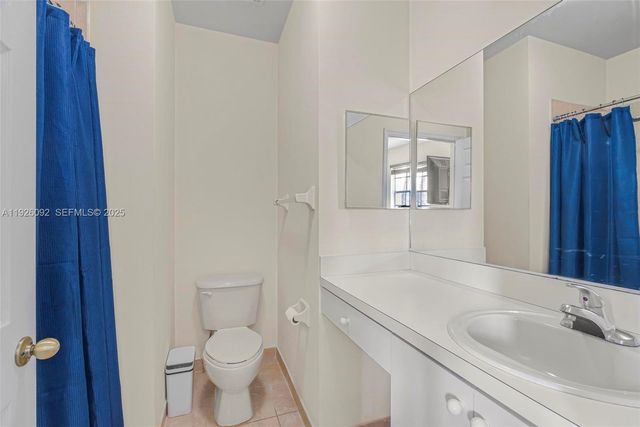 755 E Mowry Ct, Homestead, FL 33030