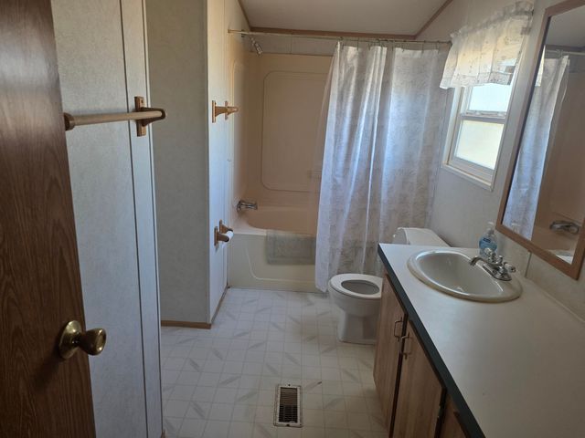 149 Manzano View Road, Los Lunas, NM 87031