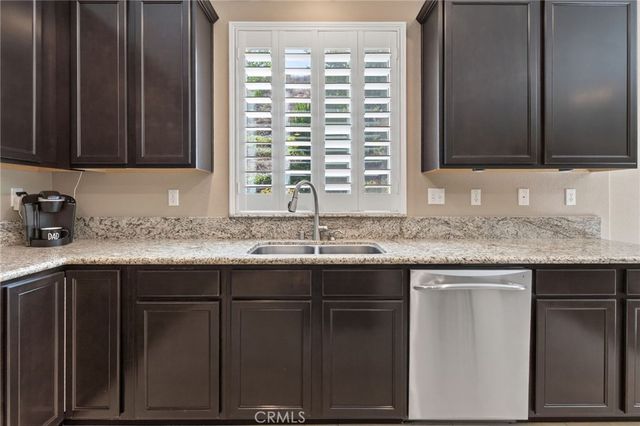 16796 Golden Bluff Loop, Riverside, CA 92503