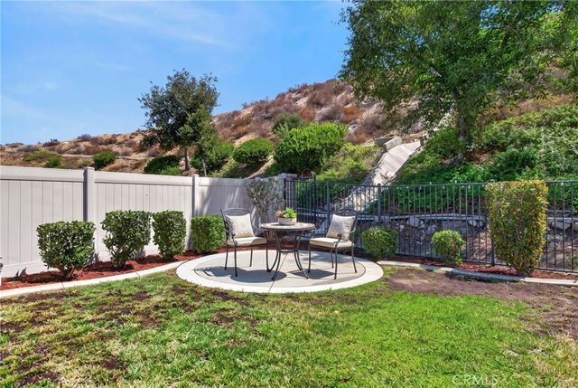 16796 Golden Bluff Loop, Riverside, CA 92503