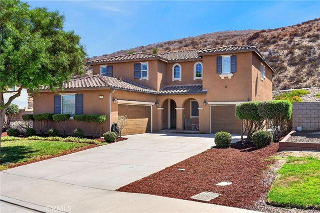 16796 Golden Bluff Loop, Riverside, CA 92503