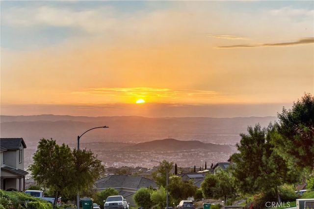 16796 Golden Bluff Loop, Riverside, CA 92503