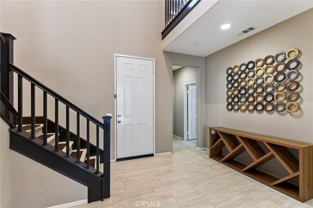 16796 Golden Bluff Loop, Riverside, CA 92503