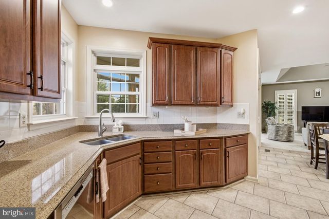 4675 YORKSHIRE DR, Ellicott City, MD 21043