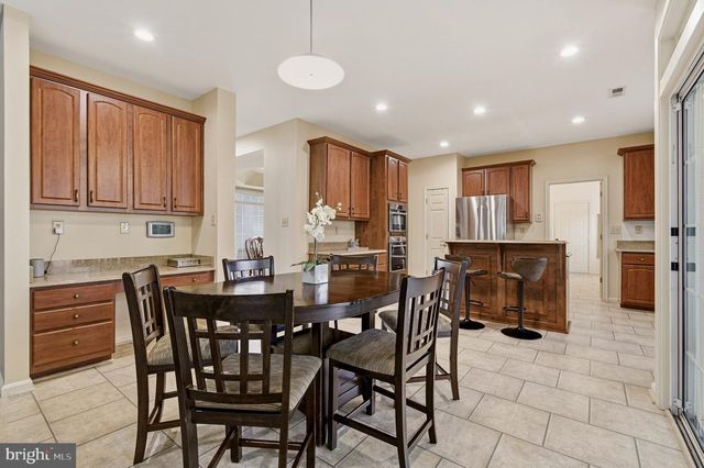 4675 YORKSHIRE DR, Ellicott City, MD 21043