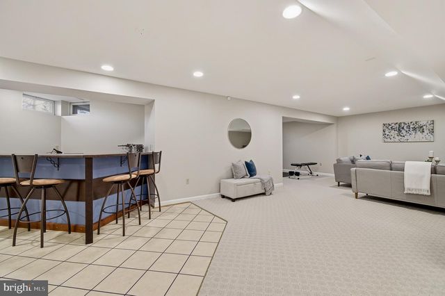 4675 YORKSHIRE DR, Ellicott City, MD 21043