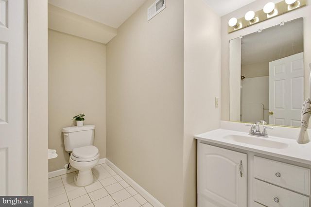 4675 YORKSHIRE DR, Ellicott City, MD 21043