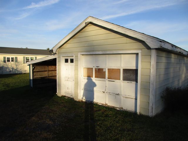 56 Danyow Drive, Addison, VT 05491