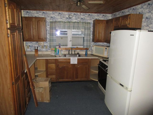 56 Danyow Drive, Addison, VT 05491