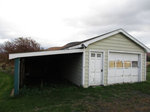 56 Danyow Drive, Addison, VT 05491