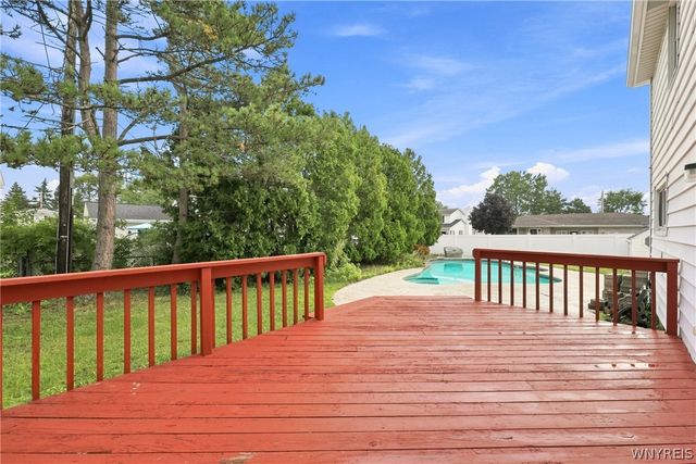 102 Lou Drive, Cheektowaga, NY 14043