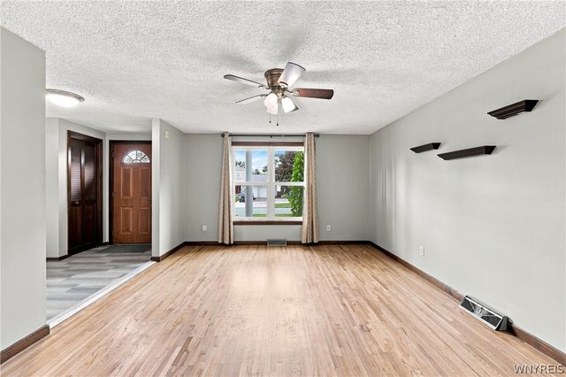 102 Lou Drive, Cheektowaga, NY 14043