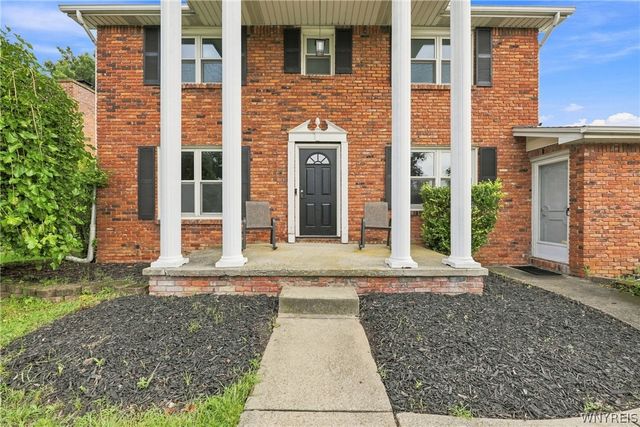 102 Lou Drive, Cheektowaga, NY 14043