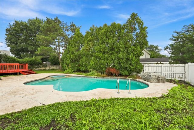 102 Lou Drive, Cheektowaga, NY 14043