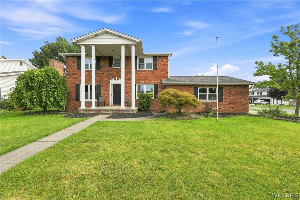 102 Lou Drive, Cheektowaga, NY 14043