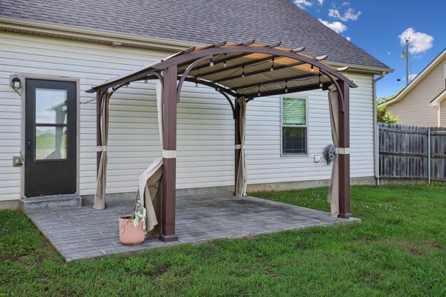 212 Ralen Ave, Christiana, TN 37037