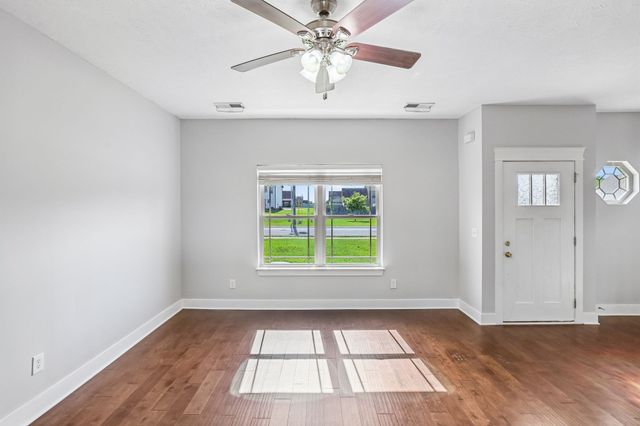 212 Ralen Ave, Christiana, TN 37037