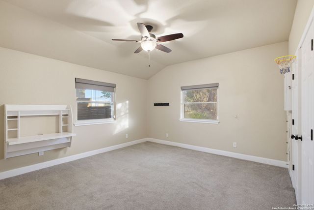 1069 IVY LN, Terrell Hills, TX 78209