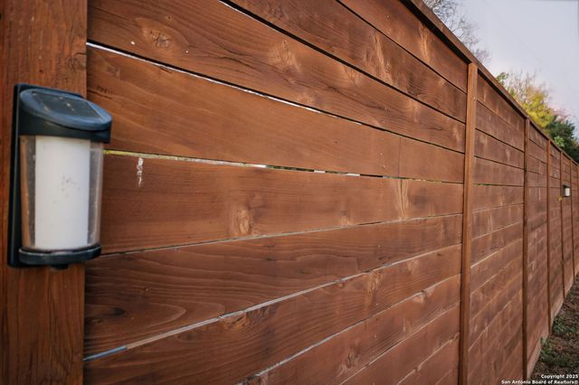 1069 IVY LN, Terrell Hills, TX 78209