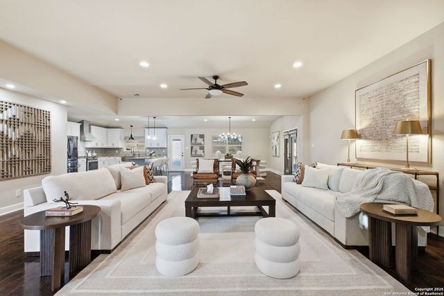 1069 IVY LN, Terrell Hills, TX 78209