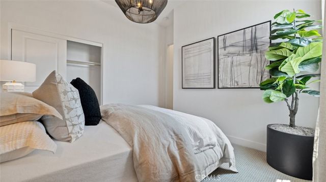 24519 Via La Sombrilla, Valencia, CA 91354