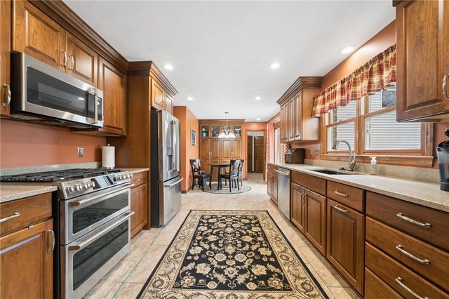 400 Primrose Drive, Unity Twp, PA 15601