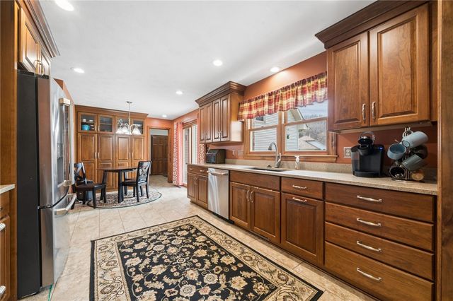 400 Primrose Drive, Unity Twp, PA 15601