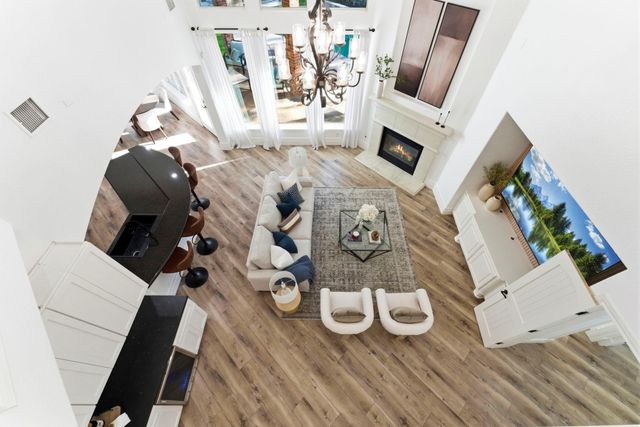 3 Graylin Woods Place, The Woodlands, TX 77382