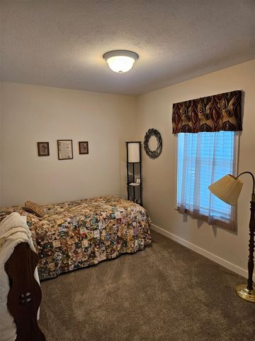 6543 W Meadowlark Drive, Jenison, MI 49428