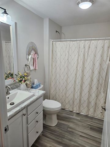 6543 W Meadowlark Drive, Jenison, MI 49428