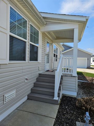 6543 W Meadowlark Drive, Jenison, MI 49428