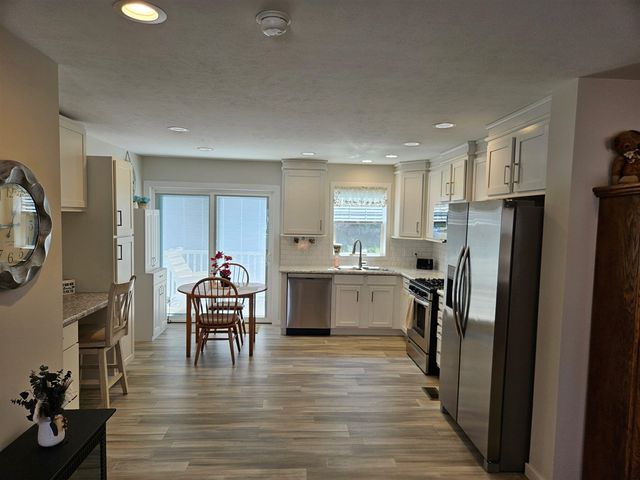 6543 W Meadowlark Drive, Jenison, MI 49428