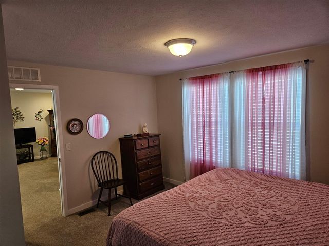 6543 W Meadowlark Drive, Jenison, MI 49428