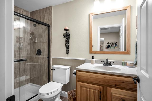 1844 W Highway 12, Lodi, CA 95242