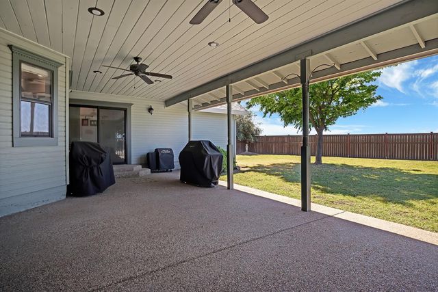 1844 W Highway 12, Lodi, CA 95242