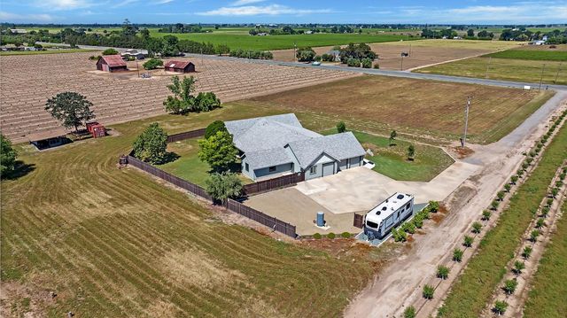 1844 W Highway 12, Lodi, CA 95242