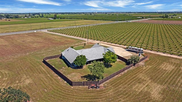 1844 W Highway 12, Lodi, CA 95242