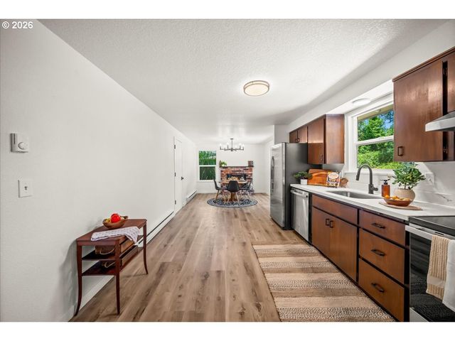 13445 Sw EVERGREEN St, Beaverton, OR 97005