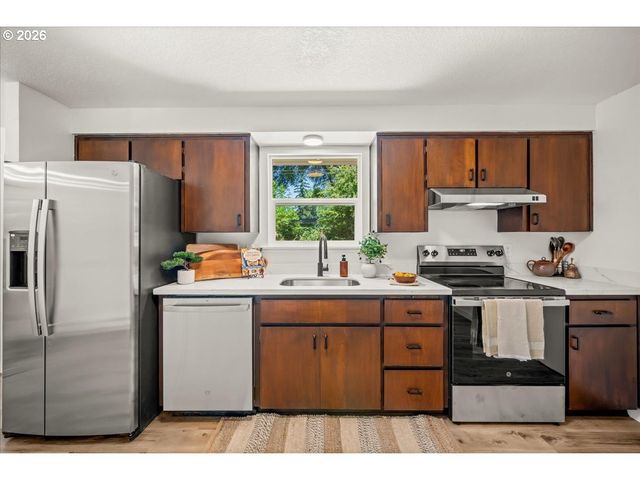 13445 Sw EVERGREEN St, Beaverton, OR 97005