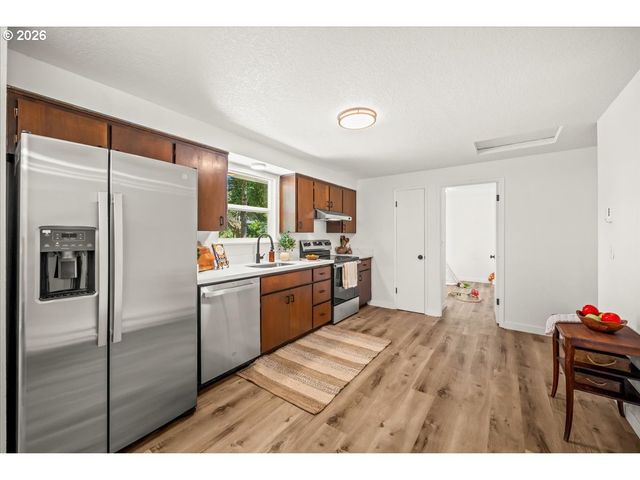 13445 Sw EVERGREEN St, Beaverton, OR 97005